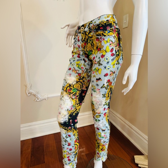 Versace Jeans Versace Limited Edition Tribute Print Butterfly Jeans Size 25 $995 - Picture 2 of 16